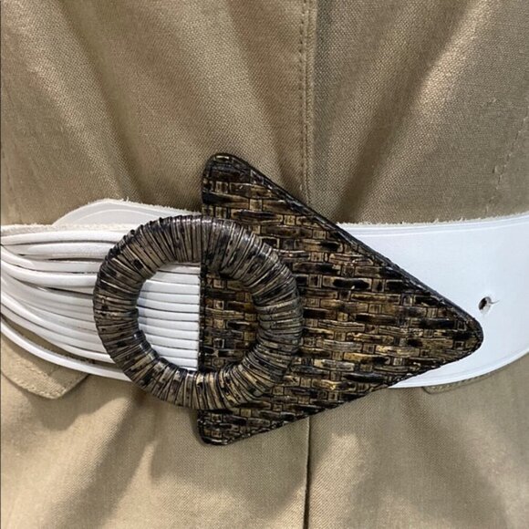 80's White and Brown Belt leather with Bold Buckle by Orciani - Picture 5 of 16